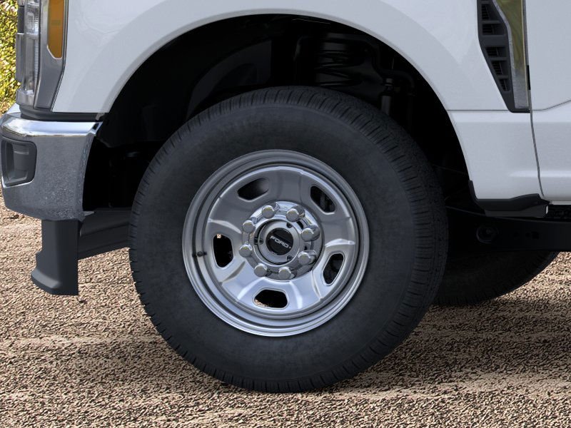 2025 Ford F-350 Super Duty Chassis Cab XL - Photo 19