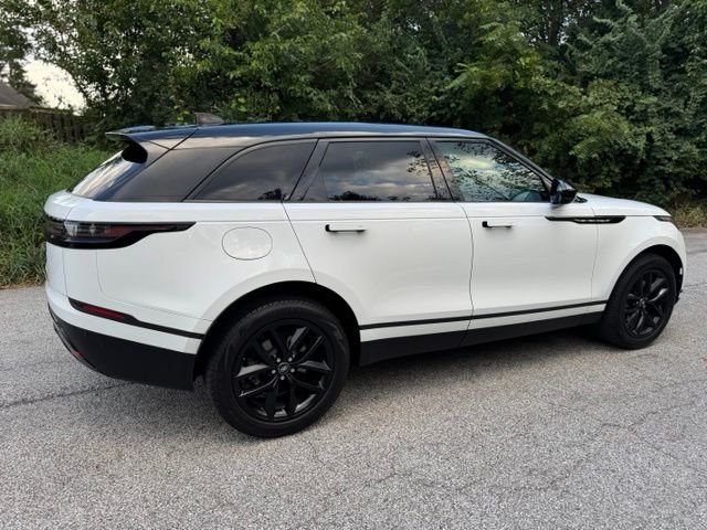 Used 2024 Fuji White Land Rover S image 5