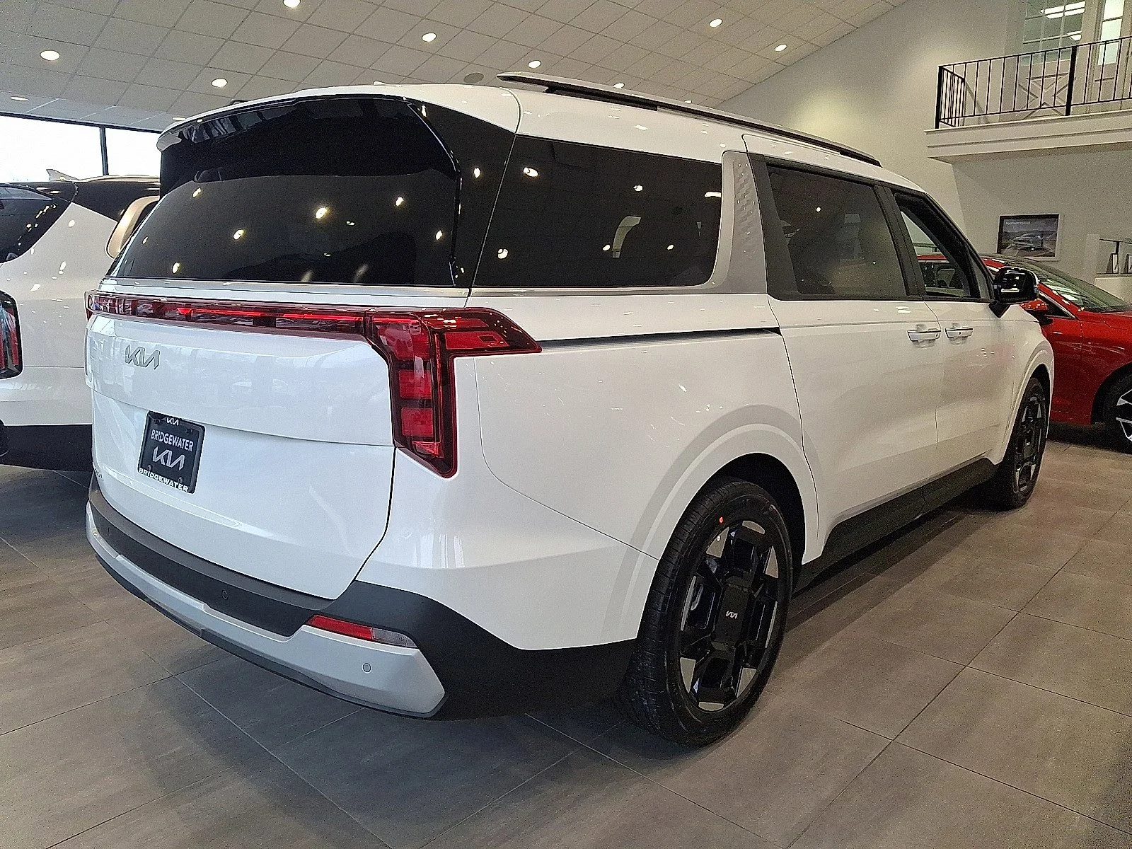 New 2026 Snow White Pearl Kia EX image 4