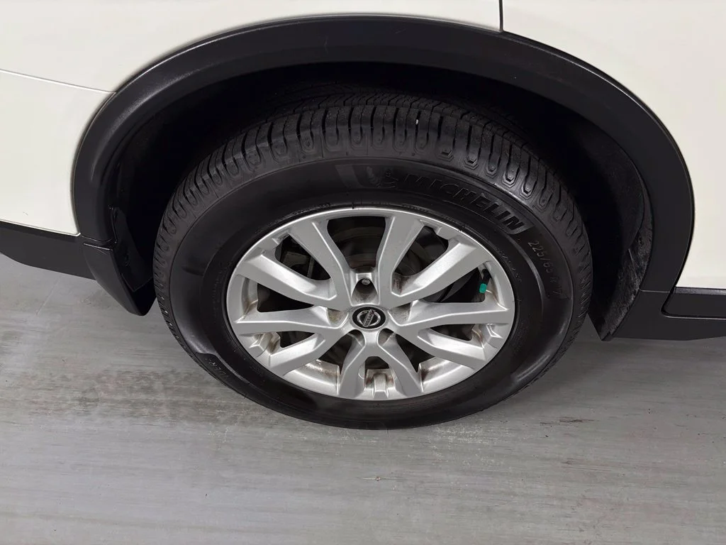 Used 2019 White Nissan SV image 11
