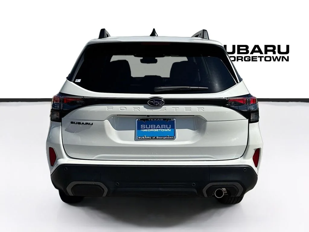 New 2026 CRYSTAL WHITE PEARL Subaru Limited image 7
