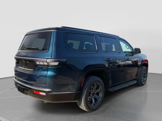 New 2026 Fathom Blue Pearl-Coat Exterior Paint (Late Availability) Jeep Upland image 4