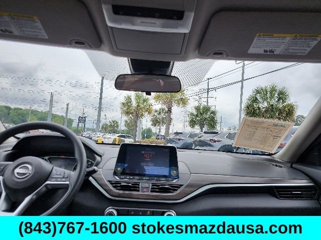 Used 2023 Gray Nissan 2.5 SV image 3