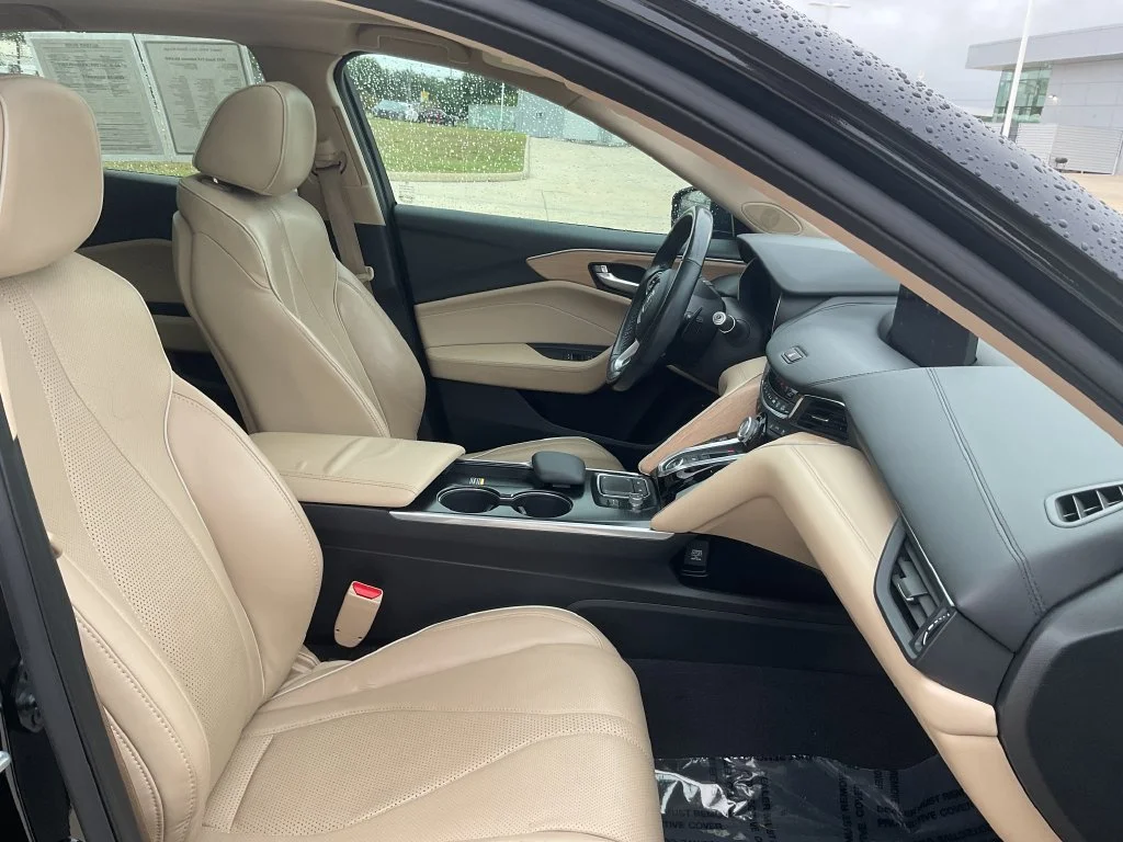 Used 2021 Black Acura Advance image 17