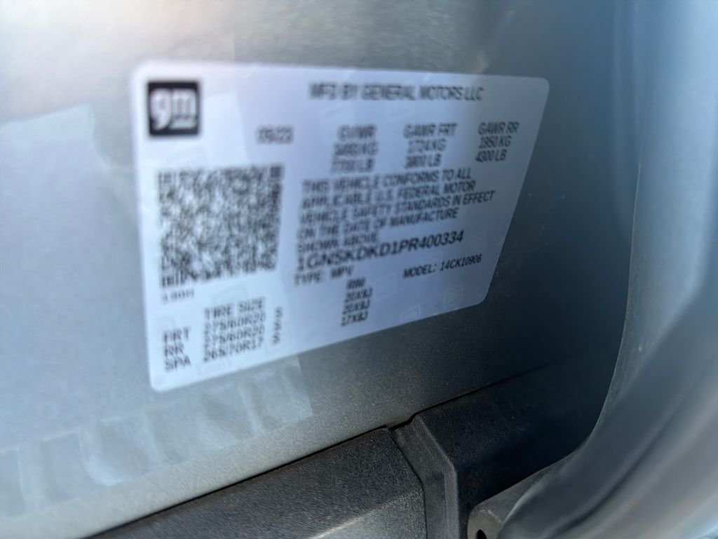 Used 2023 Gray Chevrolet Z71 image 26