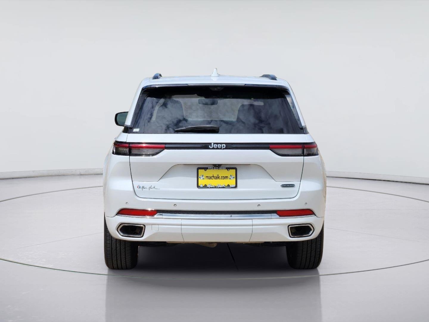 Used 2022 Bright White Clearcoat Jeep Overland image 5