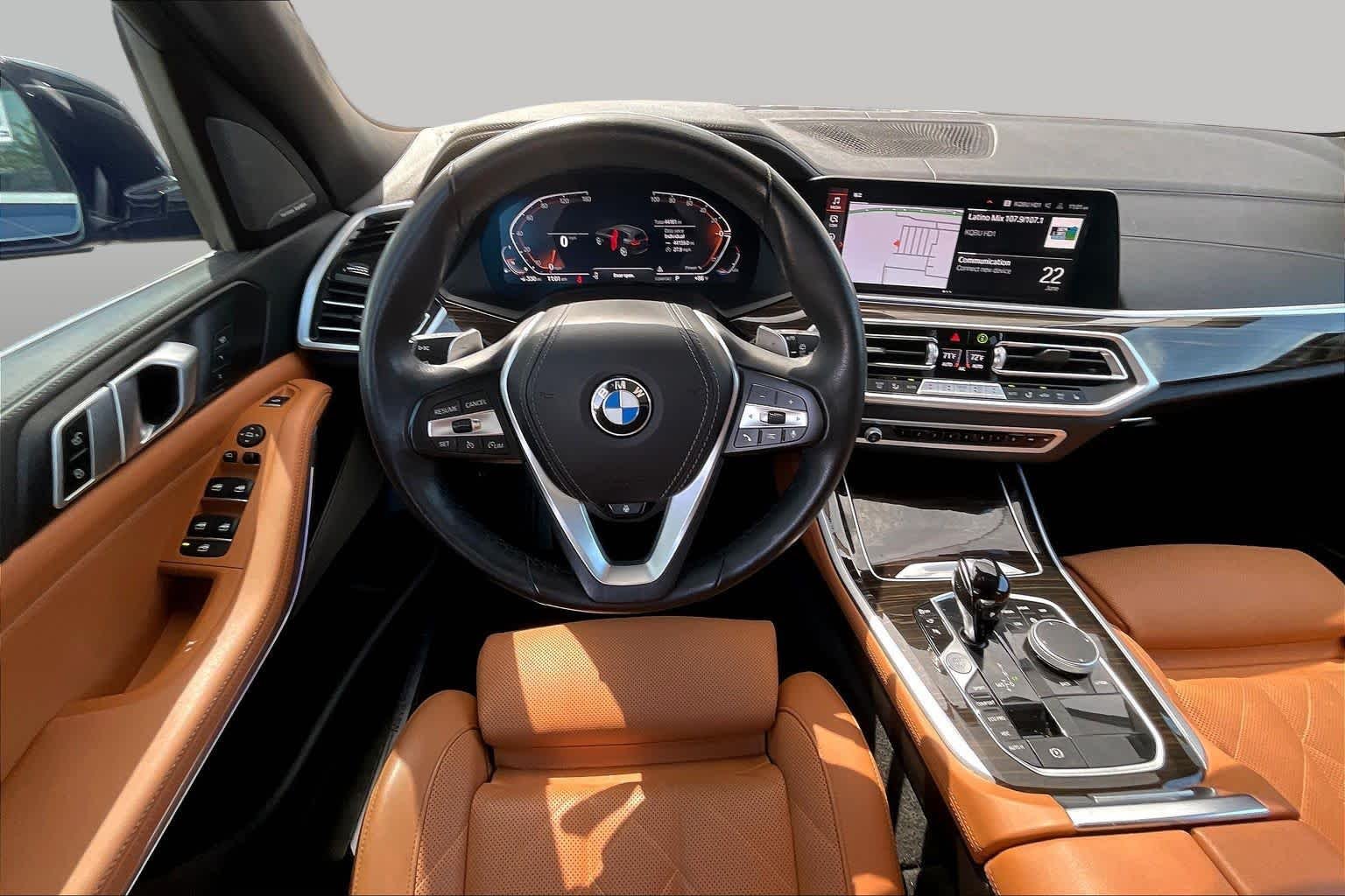 Used 2023 Phytonic Blue Metallic BMW xDrive40i image 6