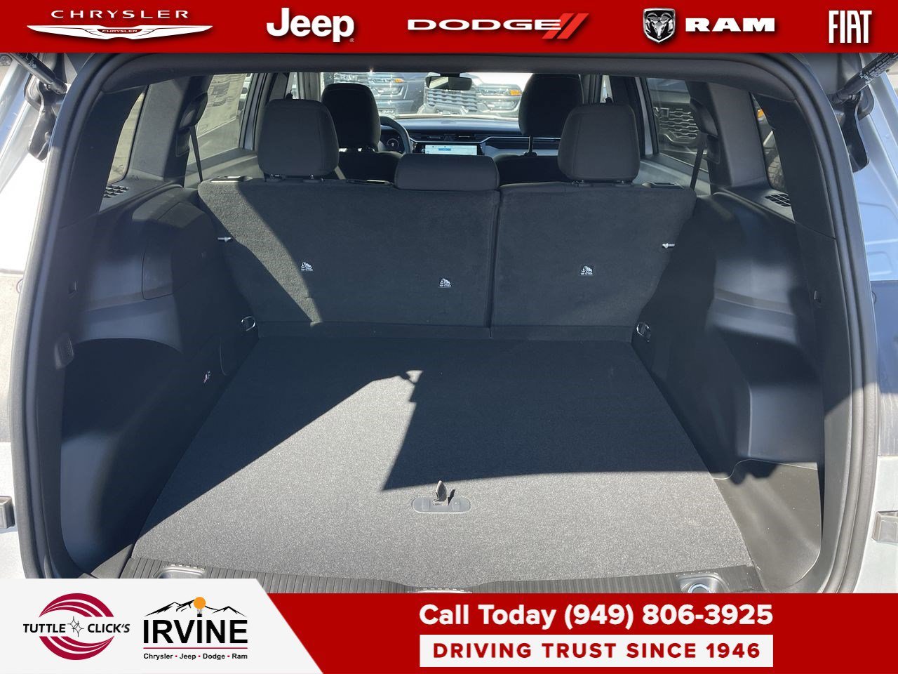 New 2026 Silver Zynith Clear-Coat Exterior Paint Jeep Laredo image 27