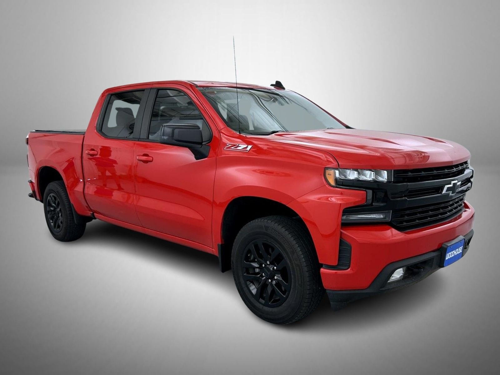 Used 2019 Red Chevrolet RST image 3