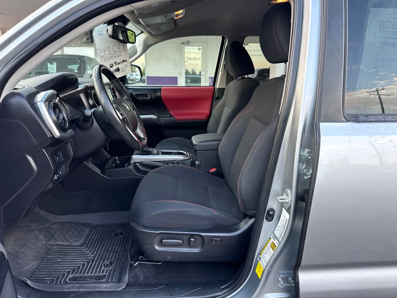 Used 2022 Silver Toyota SR5 image 20
