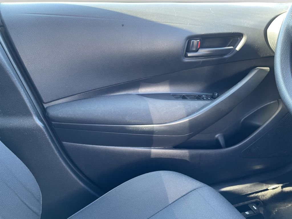 2022 Toyota Corolla LE - Photo 14