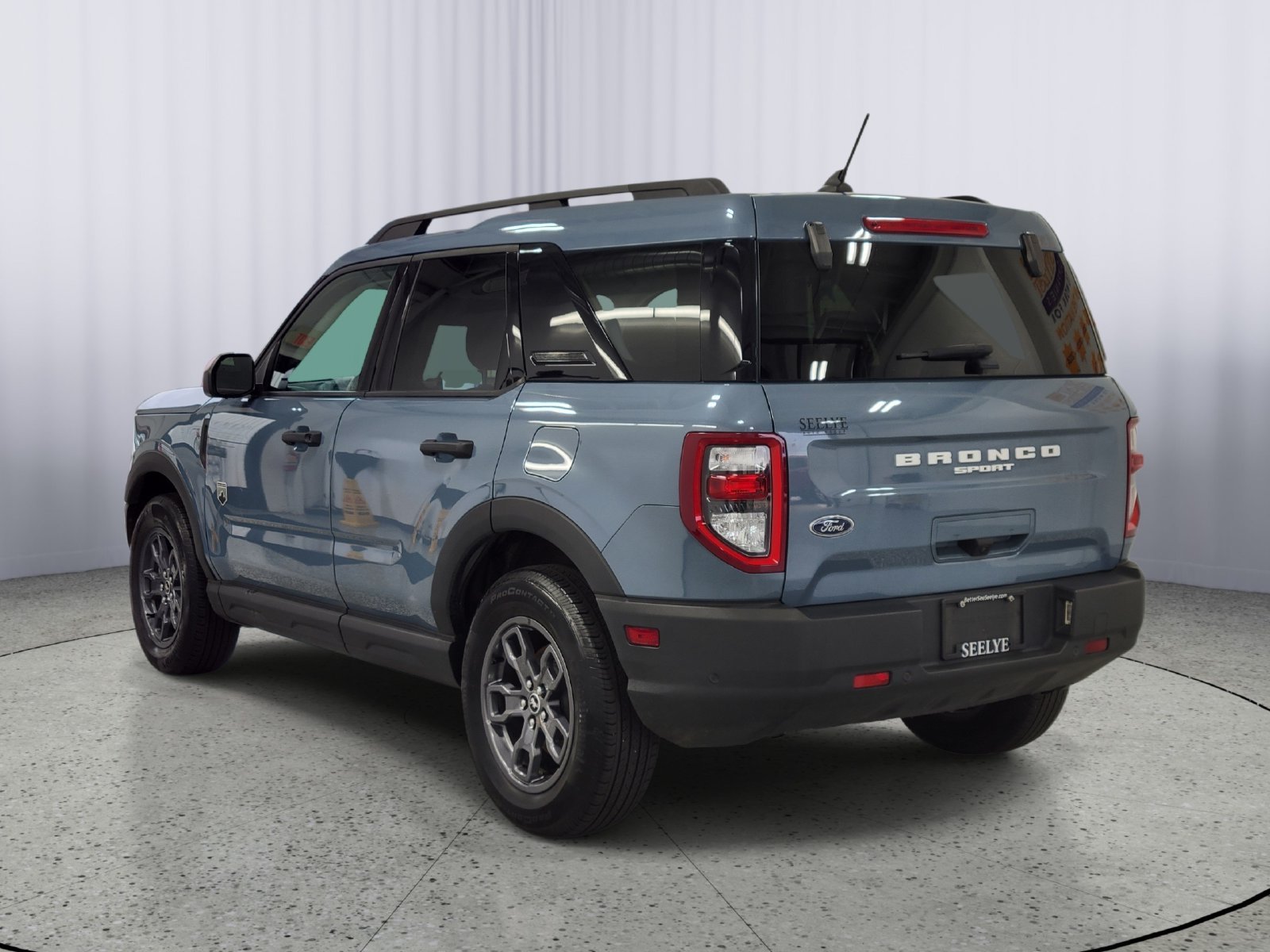 Used 2024 Gray Ford Big Bend image 3