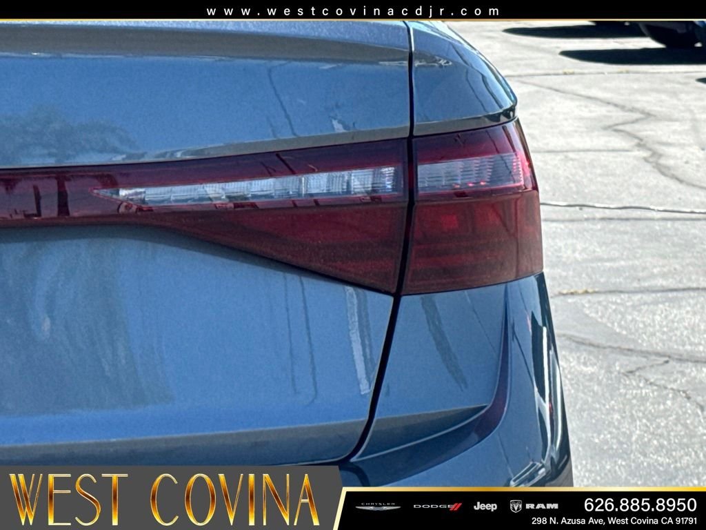 Used 2025 Gray Volkswagen 1.5T Sport image 14