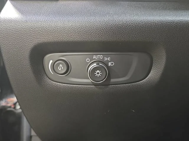Used 2019 MOSAIC BLACK METALLIC Chevrolet LS image 25