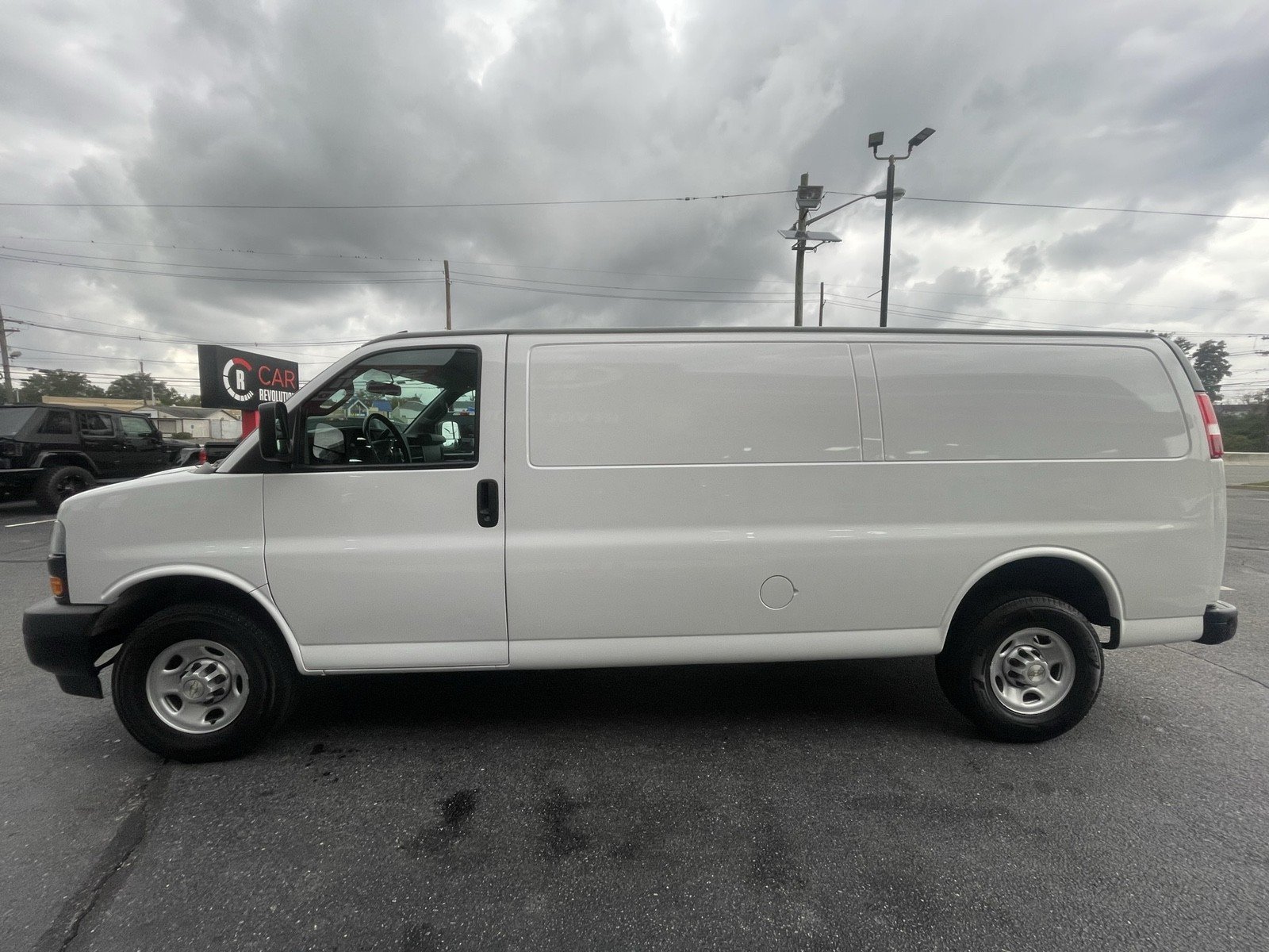 2021 Chevrolet Express Cargo Van photo 4