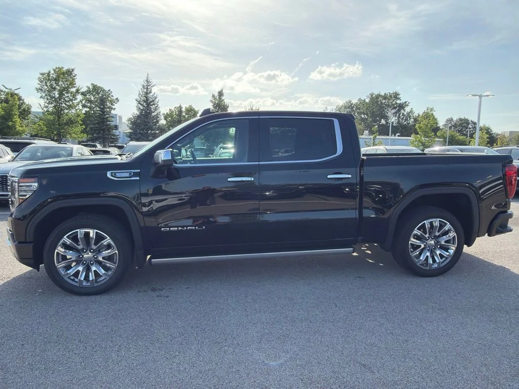 Used 2023 Black GMC Denali image 4