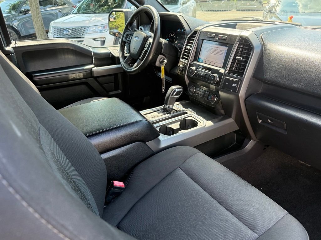 Used 2019 Abyss Gray Metallic Ford XLT image 31