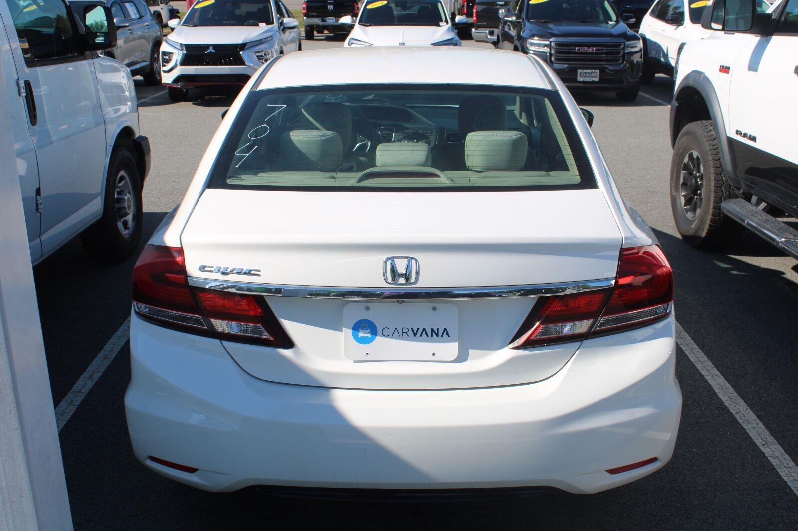 Used 2015 Taffeta White Honda LX image 7