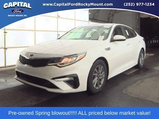 Used 2020 White Kia LX image 1