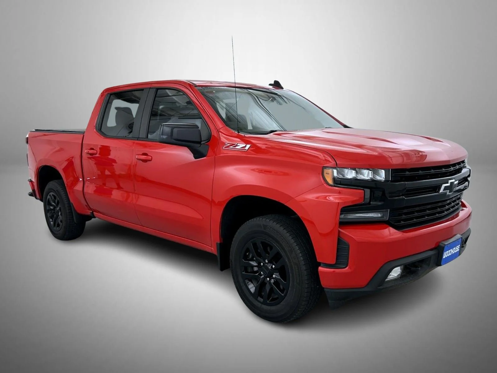 Used 2019 Red Chevrolet RST image 3