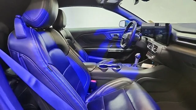 Used 2024 Blue Ford EcoBoost Premium image 19