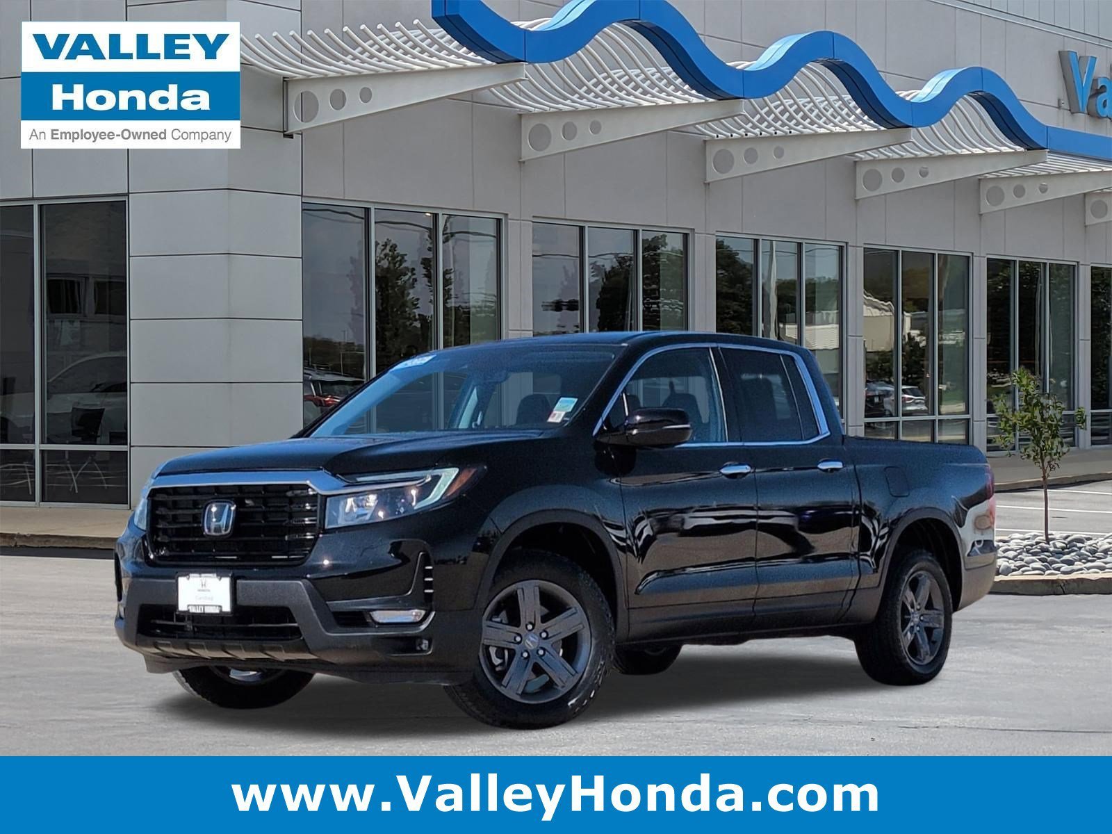 2023 Honda Ridgeline RTL-E AWD's photo