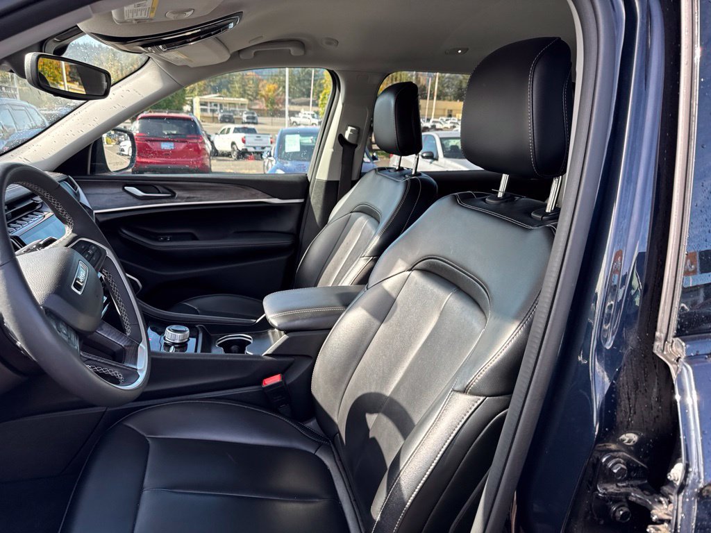 Used 2024 Black Jeep Limited image 4