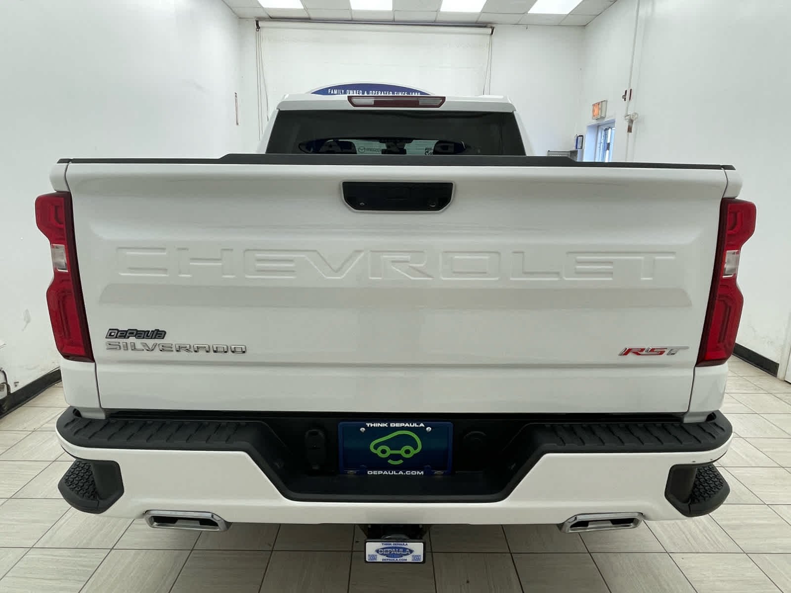 Used 2023 SUMMIT WHITE Chevrolet RST image 23