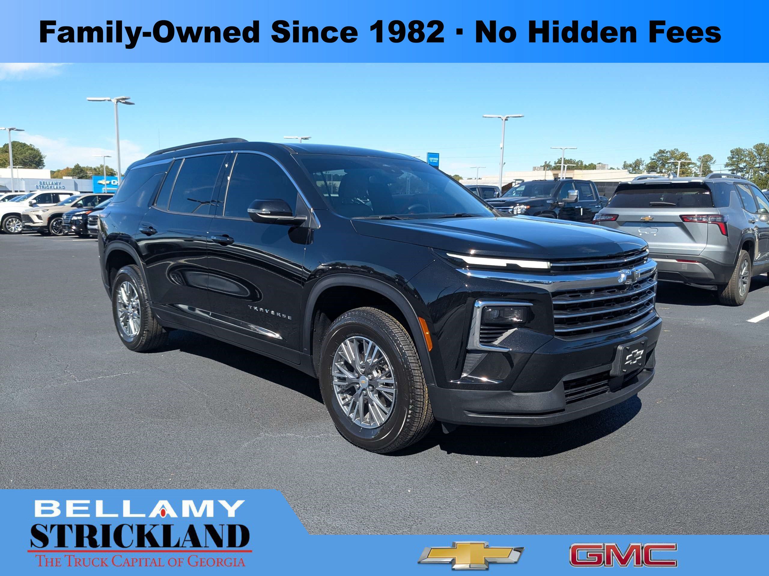 2025 Chevrolet Traverse LT