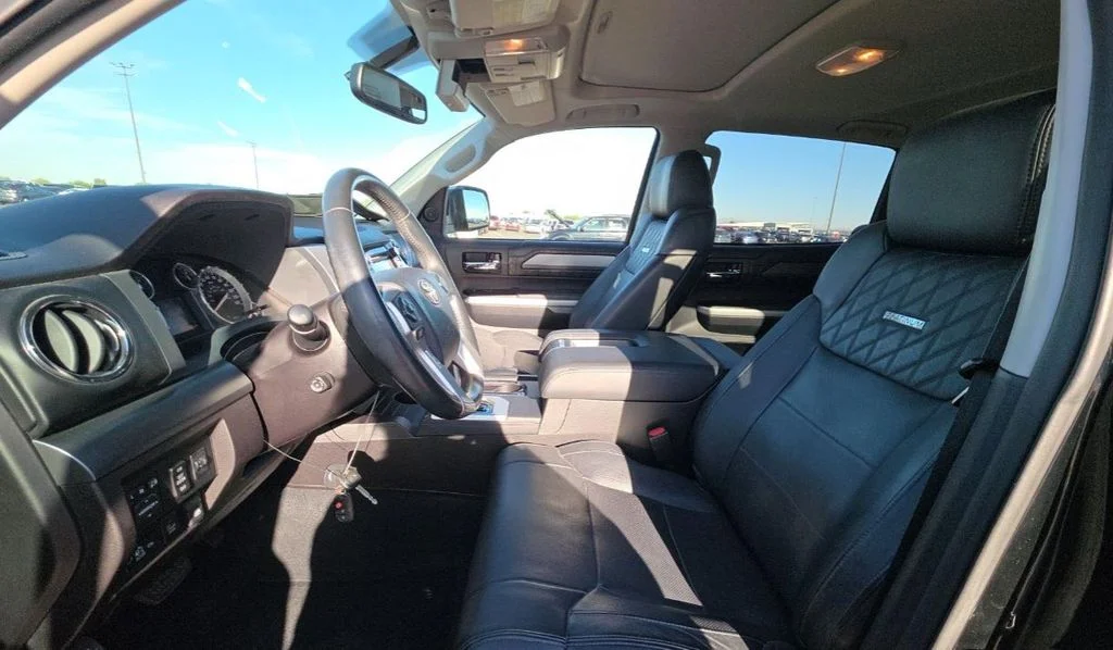 Used 2014 Black Toyota Platinum image 5