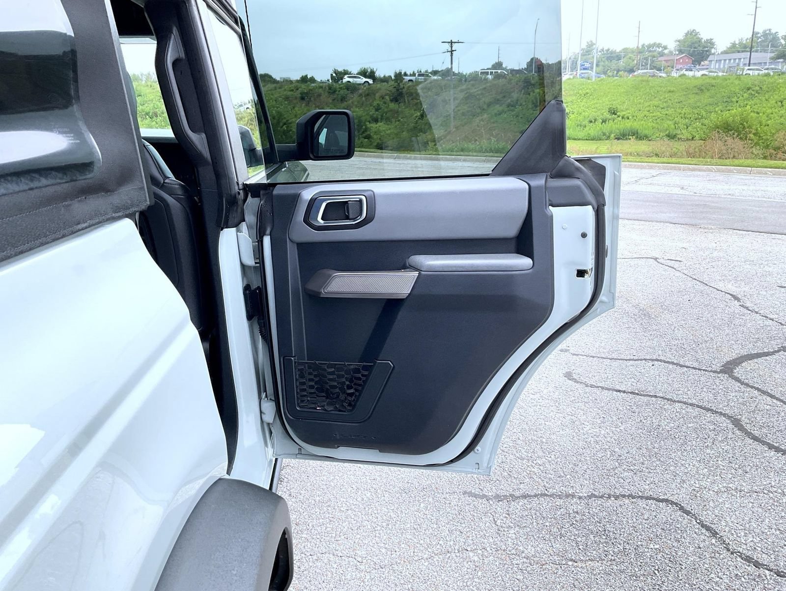 2022 Ford Bronco 4-Door Black Diamond - Photo 17