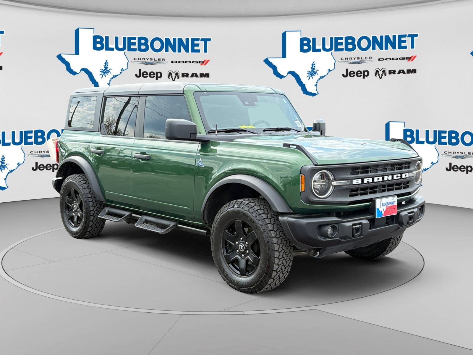 Used 2024 Green Metallic Ford Black Diamond image 3