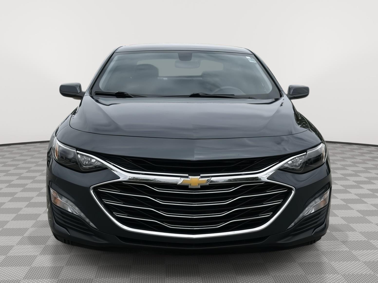Used 2021 Chevrolet Malibu 1LT with VIN 1G1ZD5ST9MF003300 for sale in Kansas City