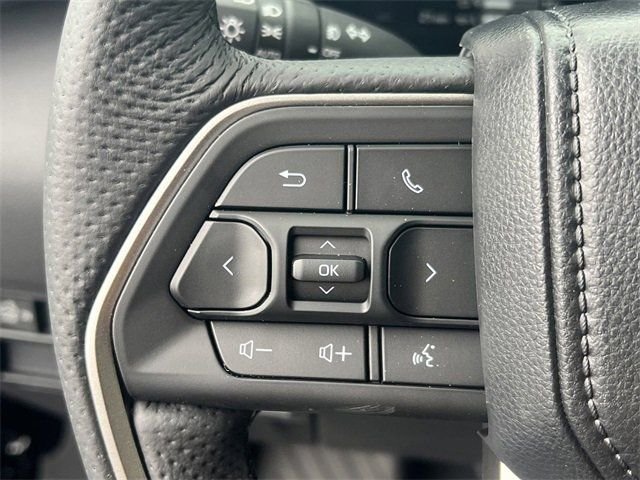 2025 Toyota Tundra Limited - Photo 24