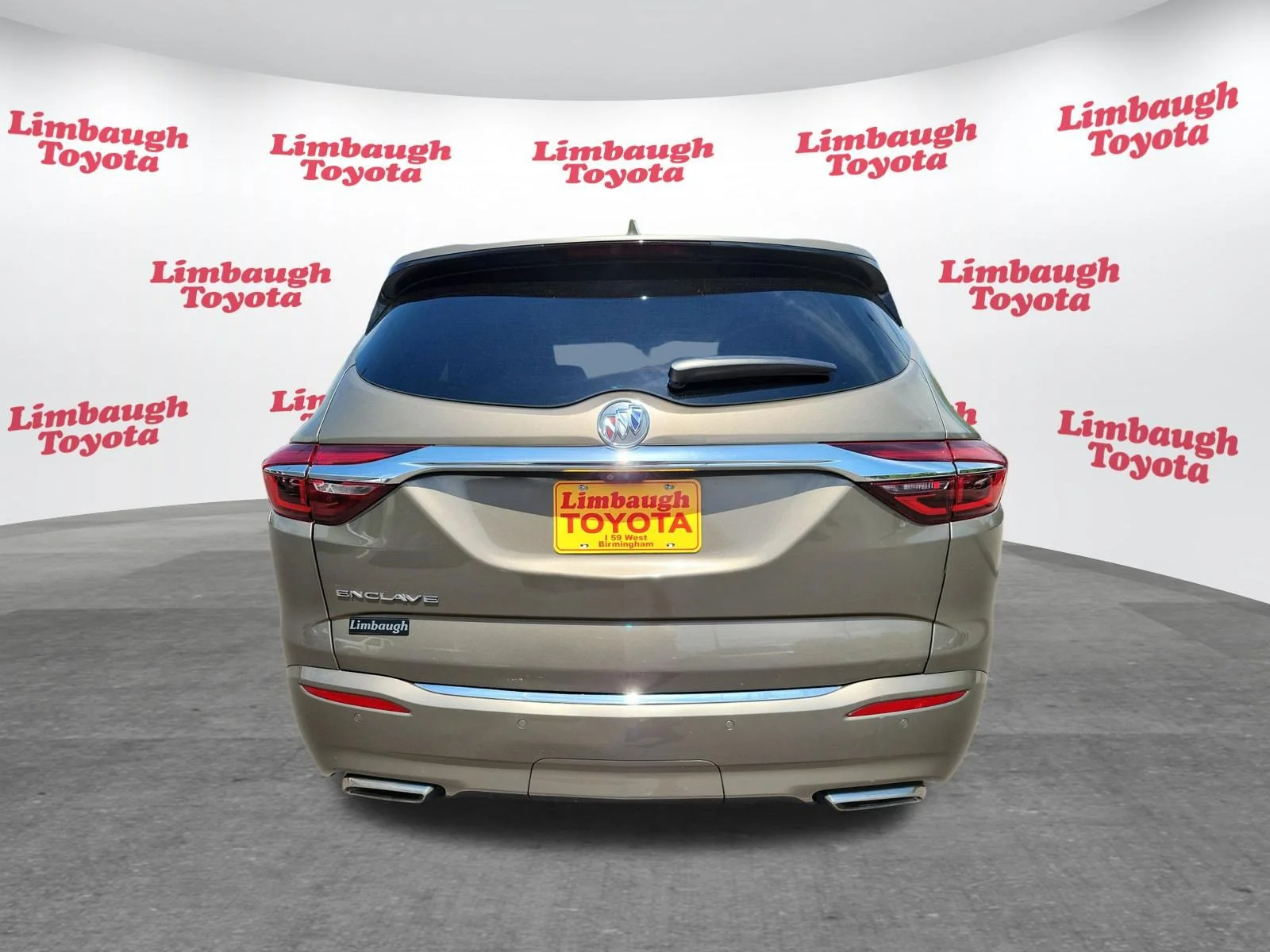 Used 2020 Champagne Gold Metallic Buick Avenir image 27