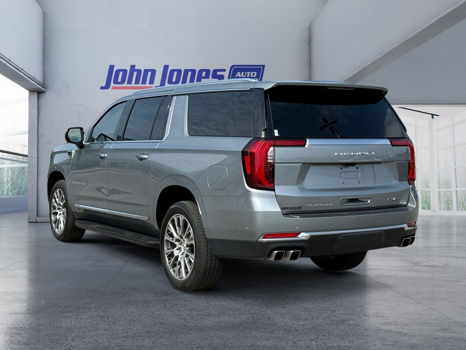 Used 2025 Sterling Metallic GMC Denali image 3