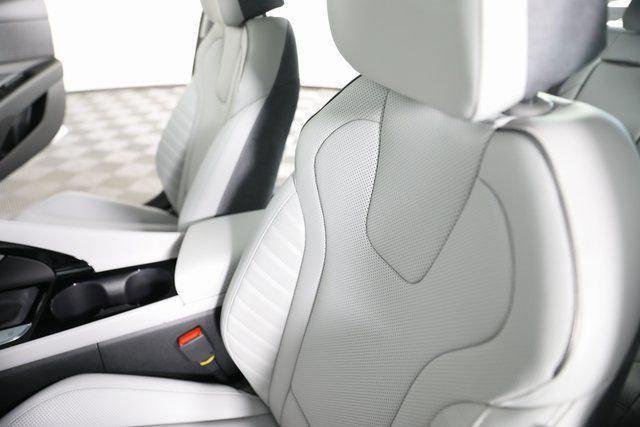 2025 Hyundai Elantra Limited - Photo 82
