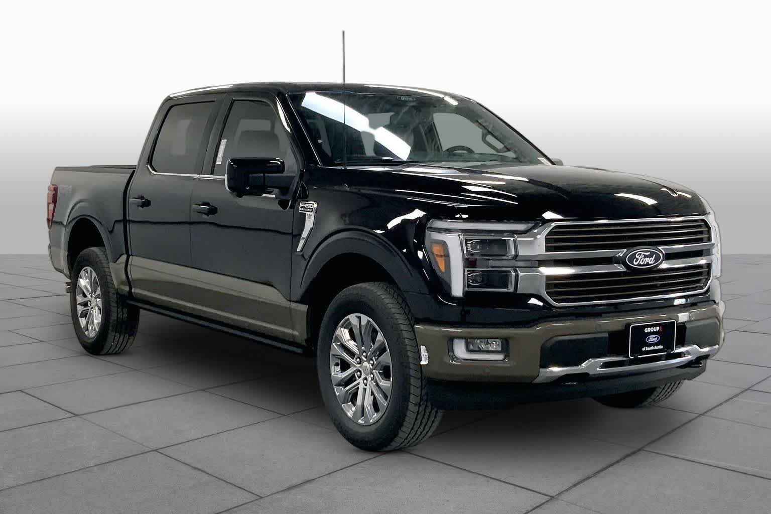 New 2026 Agate Black Metallic Ford King Ranch® image 2