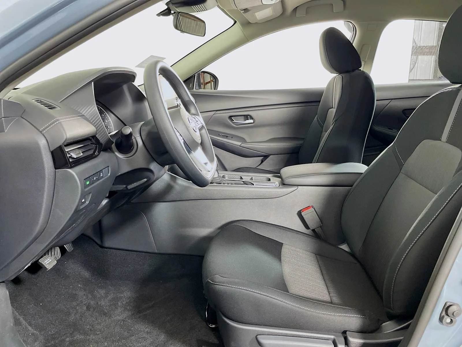 Used 2025 Atlantic Gray Metallic Nissan SV image 4