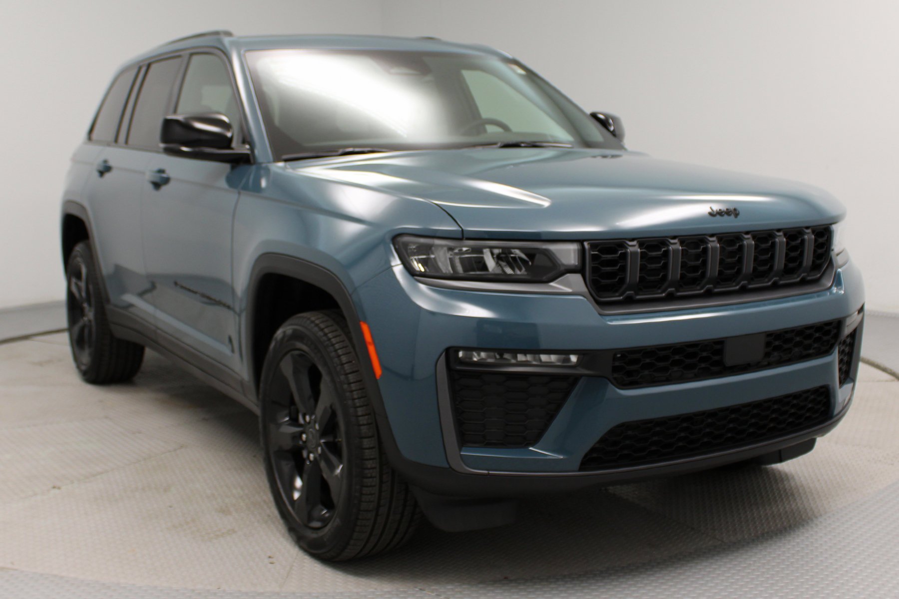 2027 Jeep Grand Cherokee Limited