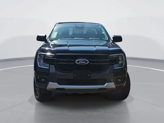 Used 2025 Black Ford XLT image 8