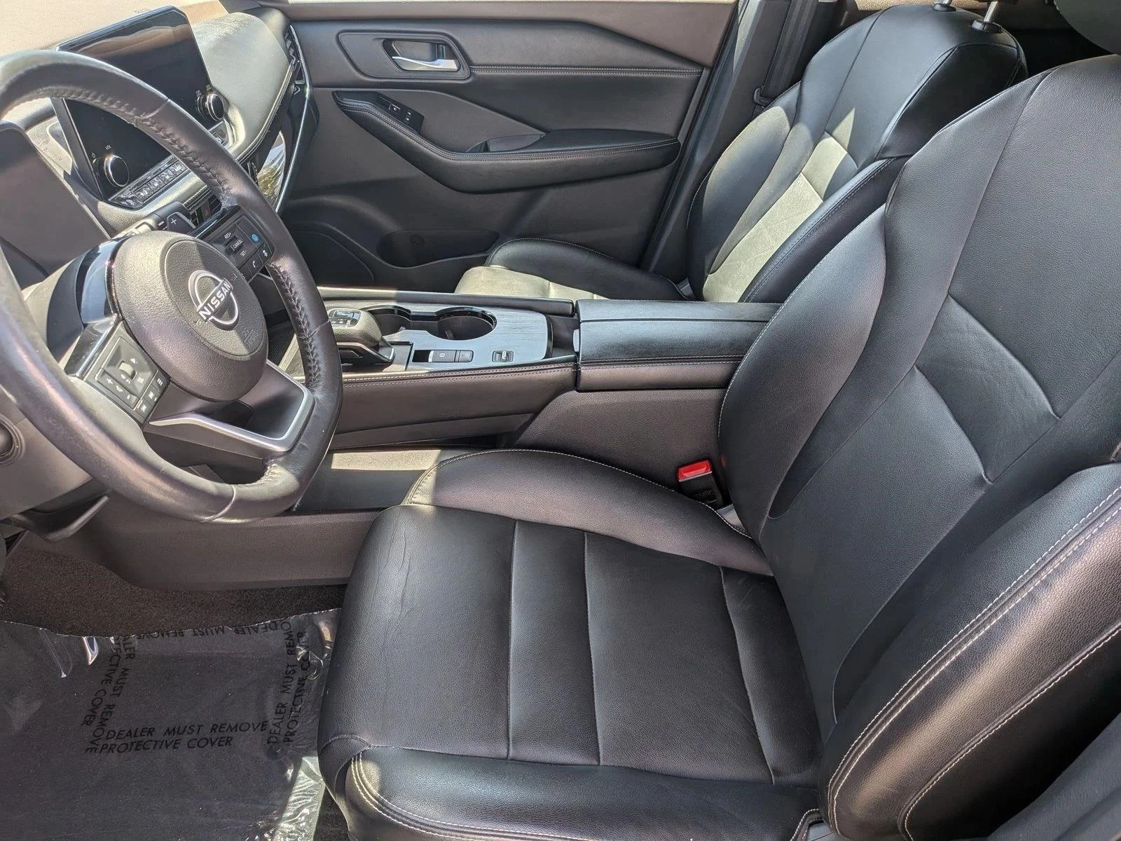 Used 2022 Super Black Nissan SL image 17