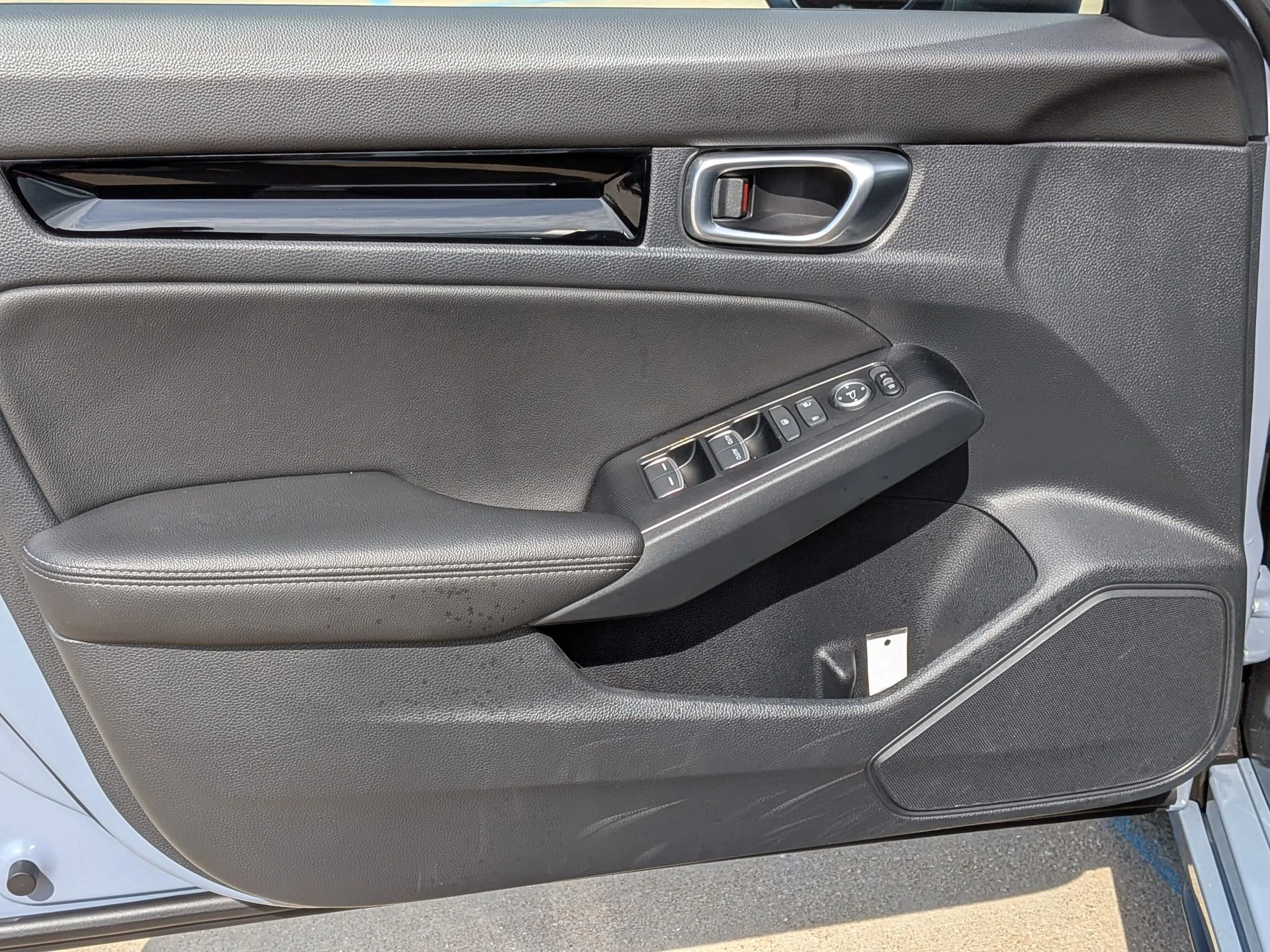 2023 Honda Civic Hatchback Sport Touring - Photo 12