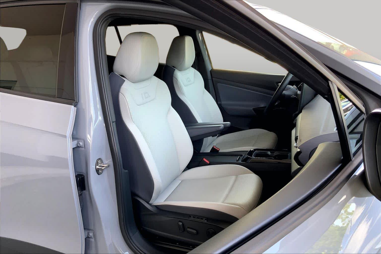 Pre-Owned 2022 Volkswagen ID.4 Pro S