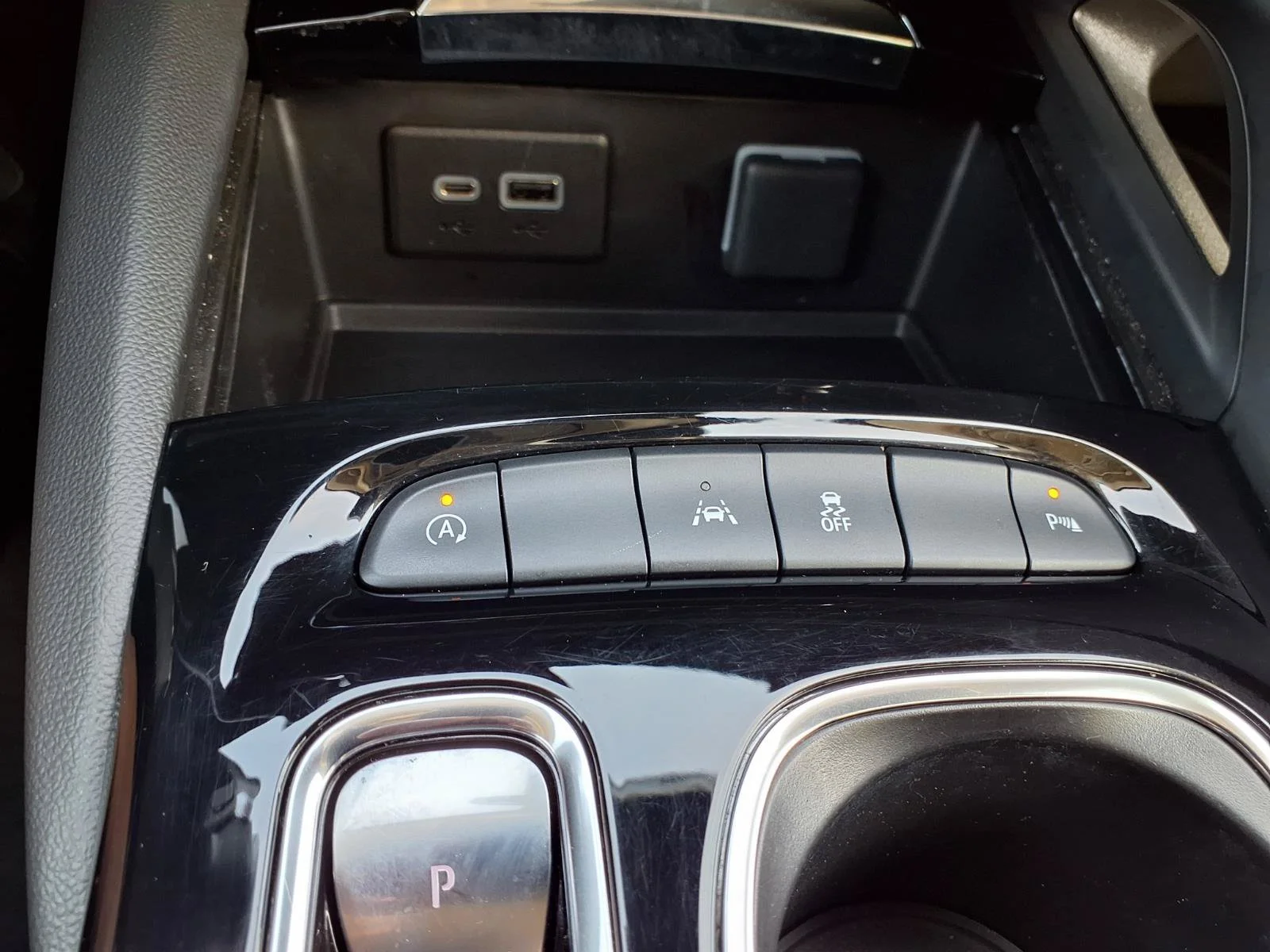 Used 2023 Ebony Twilight Metallic Buick Preferred image 13