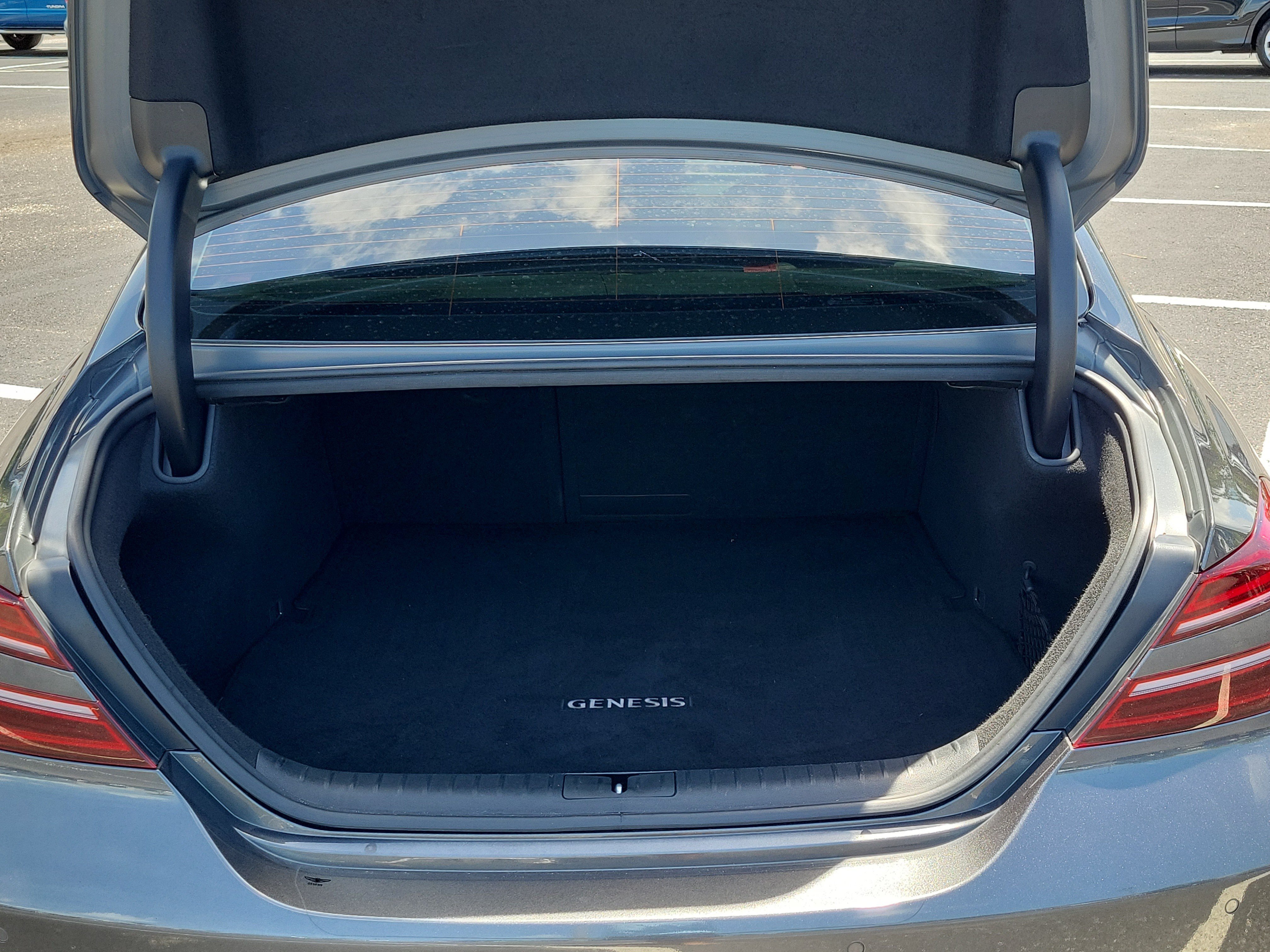 Used 2022 Himalayan Gray Genesis 3.3T image 11