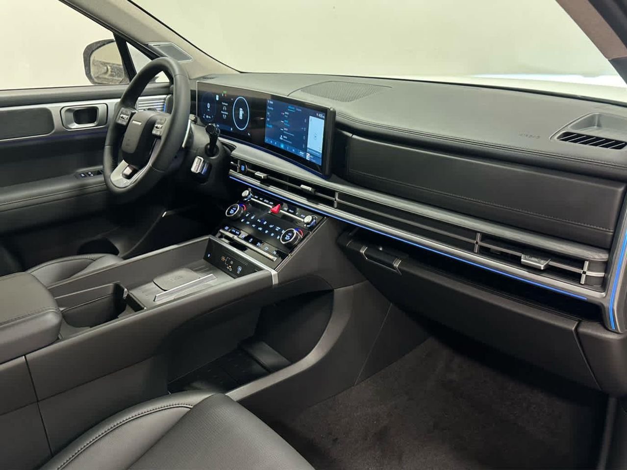 New 2026 Ecotronic Gray Hyundai Limited AWD image 42