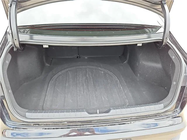 Used 2025 Black KIA LX image 6