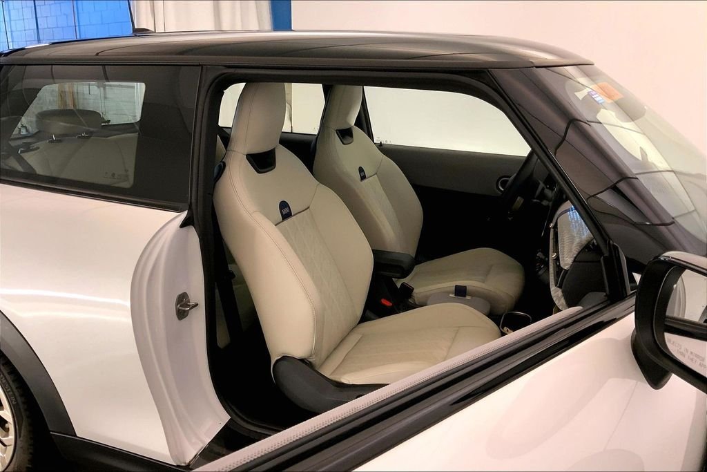 2026 MINI Hardtop 2 Door S - Photo 7
