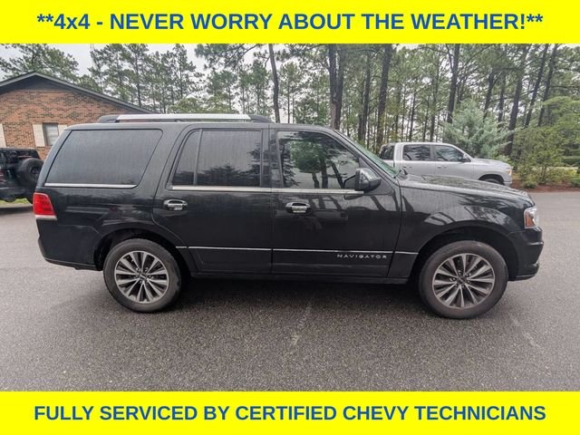 Used 2015 Black Lincoln Base image 3